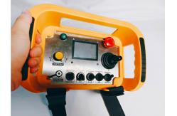 China Wireless Remote Control For Underwater Robot Tracked Vehicles supplier