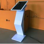 HD High Resolution Interactive Touch Screen Kiosk Custom Android Digital Signage for sale