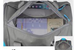 China Waterproof Fabric Personalised Gym Duffle Bag With Shoe Compartment supplier