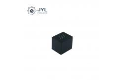 China Bespoke Zamac Perfume Cap With Magnetic & Engraved Logo For FEA15 supplier