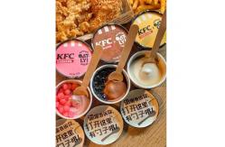 China Disposable Juice / Ice Cream Cup Making Machine With Ultrasonic Heating System supplier