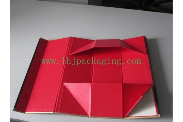 folding chocolate box