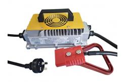 China Fast Charging And Durable Lithium Ion Battery Charger For Heavy Duty supplier