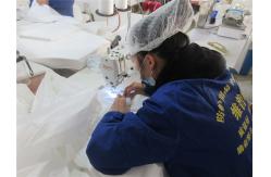 China Disposable Coverall manufacturer