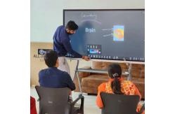 China AI Powered Interactive Whiteboard with EDLA System and Wireless Screen Sharing for Modern Classrooms supplier