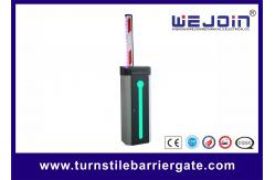 China Automatic Car Park Barrier Gate with Protective Rubber and LED Traffic Light Boom supplier