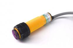 China High Durability IR Photoelectric Sensor IP67 Protection Structure Infrared Light 660nm supplier