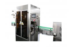 China PVC Heat Shrink Sleeve Labeling Machine For Beverage Bottle With Shrink Tunnel supplier