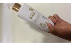 China Argan olie unique gold and black shampoo bamboo glass baby hair frasco para shampoo y acondicionador with dispenser pump supplier