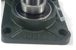 China 2 Bolt Pillow Block Roller Bearings With Cast Iron Pillow Blocks UCFCS208 supplier