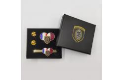 China 0.75 Inch Printed Badge Offset Printing Epoxy Coating for Professional Look supplier