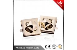 China High quality gold star shape turn lock handbag buckle,31.05mm button supplier