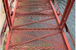 China Galvanised Expanded Metal Walkway Grating 4mm Thickness 1.5m Width supplier