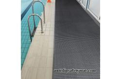 China Drain Water PVC Grid Swimming Pool Anti Slip Mats 90cm To 120cm Width supplier