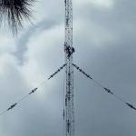 Corrosion Resistant Polygonal Face A572 Guyed Cell Tower for sale