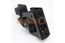 China 12361-37150 12361-37090 To-yota Pruis 2ZR-FXE Front Engine Mount supplier