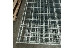 China 40mm Bearing Bar Spacing Cross Rod Grating Heavy Duty Walkways supplier