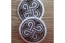 China Imitation Diamond Custom Embroidered Patches With Fashion Design supplier