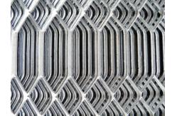 China Decorative 1.6mm Expanded Steel Mesh For Architectural Applications supplier