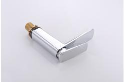 China 2.2GPM Bathroom Basin Faucets Zinc Handle Single Lever Sink Faucet supplier
