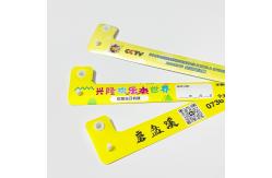 China Customized Vinyl PVC L-Shaped Wristbands for Conference Attendee Identification supplier