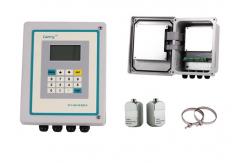 China High Sensitivity Clamp On Ultrasonic Flow Meter 244*196*144mm Compact supplier