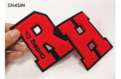 China Custom Monogram Chenille Embroidery Patches  ,  Iron On Chenille Letter Patches supplier