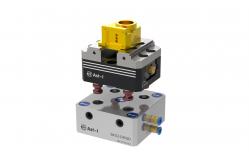 China Flexible Pneumatic Air Vise Self Centering Vise For CNC Workholding supplier