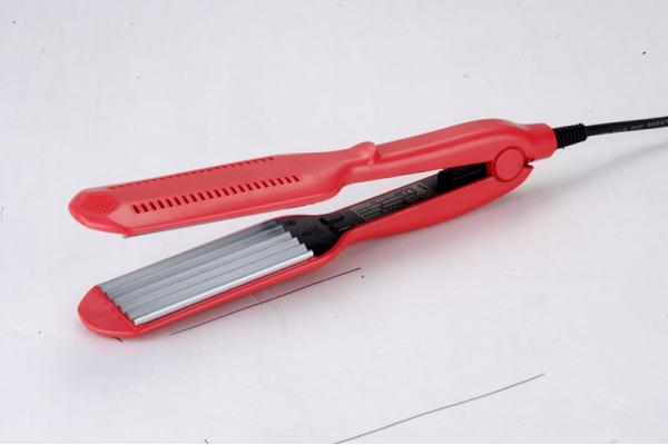 OEM ODM Beautiful Custom Flat Irons Professional Hair Straightener With PTC Heating Elements