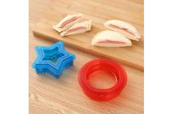 China Kitchen Tools Cake Maker DIY Cookie Lunch Sandwich Cutter And Sealer supplier