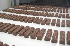 China Papa Large Scale Fully Automatic Snicker Candy Bar Line supplier