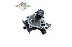 China New Oil Pump OEM ME014600 for 4D32 4D33 E110 E110B Engine supplier