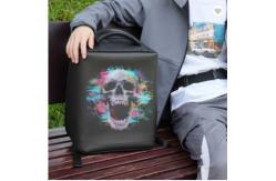China Smart Bluetooth 96x128 HD P3.75 LED Backpack With Display Screen Advertising supplier