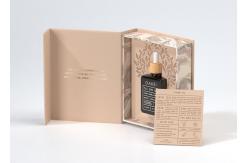 China Luxry Magnetic Gift Gold Foil Perfume Packaging Box With Foam Insert supplier