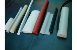 China Electrically Insulating Silicone Seal Strip Customized Extruded Profiles supplier