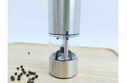 China Round Silver Stainless Steel Pepper Grinders With Adjustable Grind Settings supplier
