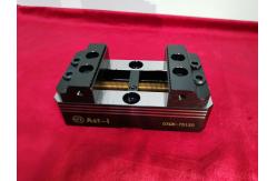 China Precision Self Centering Milling Machine Vise 5 Axis Machining Fixture supplier