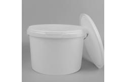 China 5 Liter Plastic Paint Bucket With Handle And Lid supplier