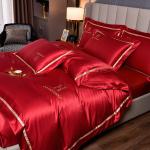 Luxury Embroidered Washing Silk Bedding Set with Polyester Material and Customized Logo