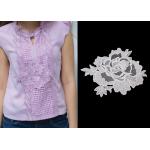 Custom Water Soluble Lace / 3D Flower Lace Trim Collar Applique With OEKO - Tex for sale