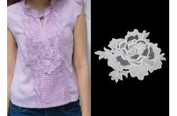 China Custom Water Soluble Lace / 3D Flower Lace Trim Collar Applique With OEKO - Tex supplier