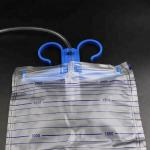 CE PVC Medical Disposable Urine Bags 2000 Ml Catheter Bag With 90cm Inlet Tube for sale