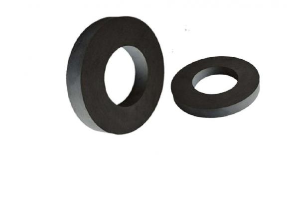 High Consistency Ferrite Ring Magnets SrO 6Fe2O3 IATF 16949 Customized