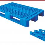 Nine Foot Style Stackable Plastic Pallet Reusable Corrosion Resistant for sale