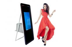 China 40in Mirror Image Photo Booth Silver With Camera Printer supplier