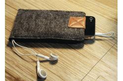 China Light Grey 10*16 Cm Felt Phone Pouch Multifunction With Logo Customized supplier
