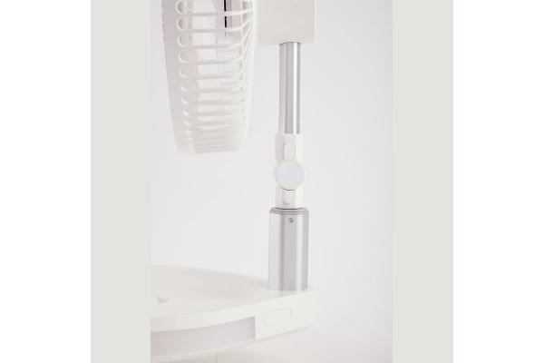 4 Wind Speed USB Rechargeable Fan Portable Height Adjustable Foldable Oscillating Fan