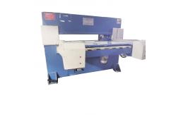 China Computerized Hydraulic Small plastic sheet cutter Machine With High Cutting Accuracy supplier