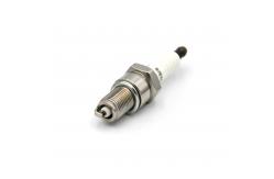 China NGK 5111 BP7HS Nickel Spark Plug Replacement B7ETC Advance Auto Parts supplier