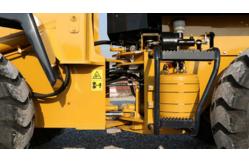 China Municipal SEM618D 1800kg Wheel Loader Machine Conveying Hoisting Machine supplier